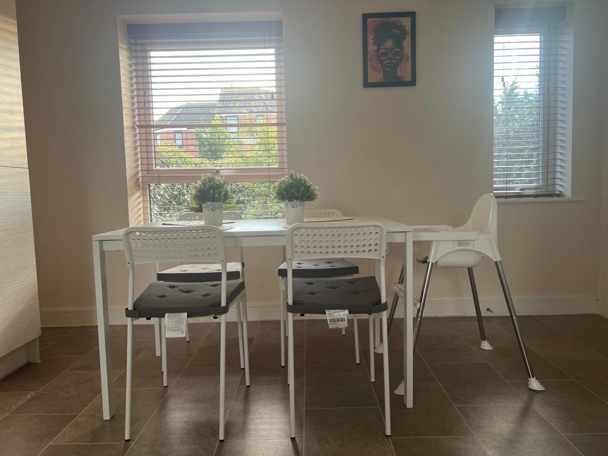 Near City - 3Br - 2 Bath - Sleeps 9 - Parking * Birmingham